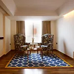 Mosaic Hotel Mussoorie Mallroad
