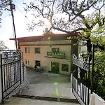 Fabhotel Kanari