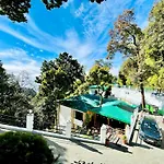 Plutus Luxury Boutique Stays