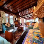 Lyn Eden-Heritage Cottage Built In 1910