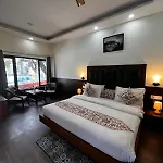 Karuna Hotel