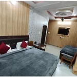 Mussoorie Hotel Premium Maaya Inn Near Mountain View - Wifi And Parking - Room Service - Best Hotel In Mussoorie