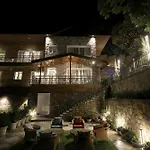 Mussoorie Mist Villa
