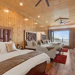 Classic Hills Villa