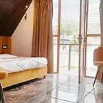 Dhuk Dhuwan Resort And Hotel