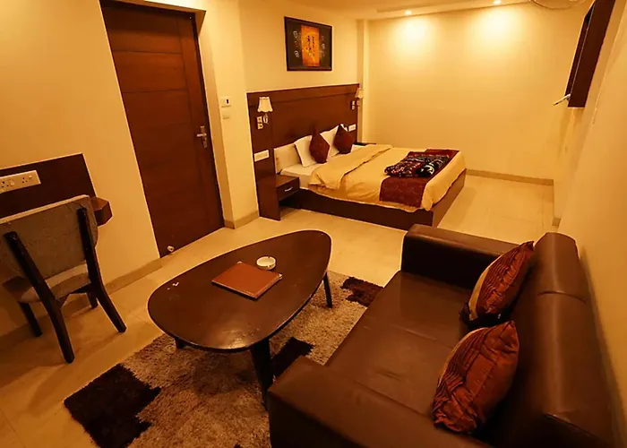 Goroomgo La Hilla Vista Mussoorie - A Luxury Collection
