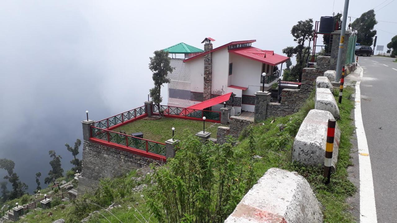 Veenu's Cottage-views Heater Bonfire Barbeque Wifi * Mussoorie