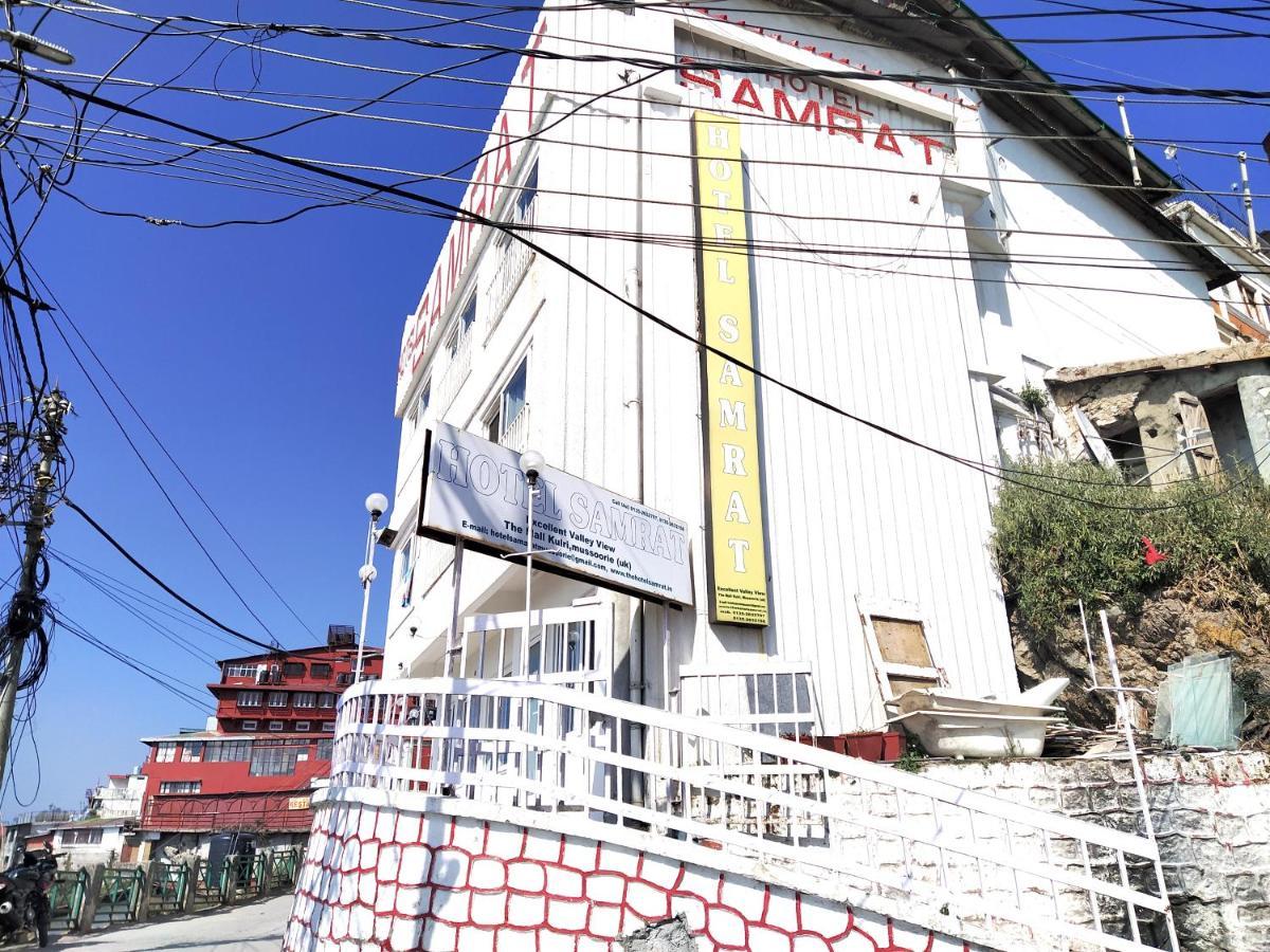 Samrat, Hotel