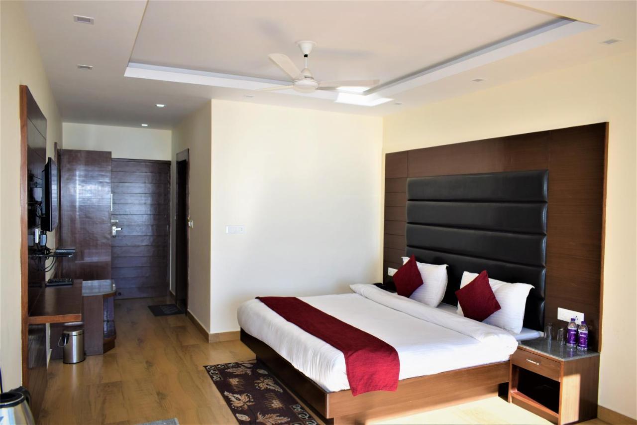 Phoenix Resort