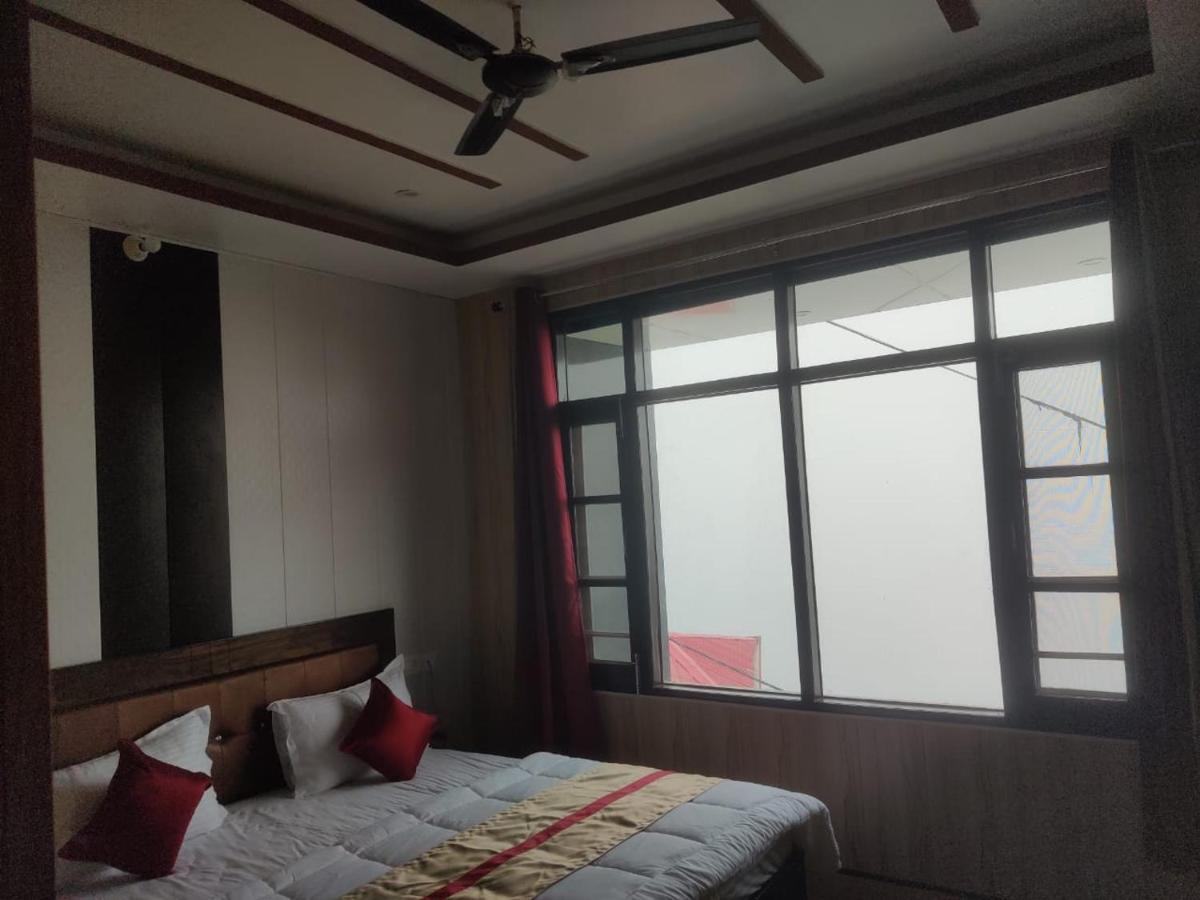 Fabhotel Maya Hotel 3*