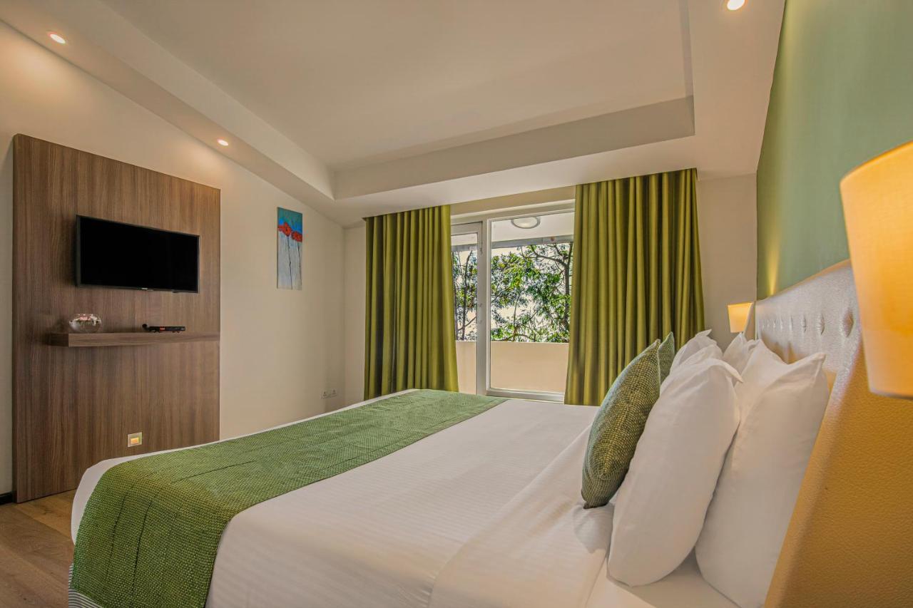 Sterling Resort 4*