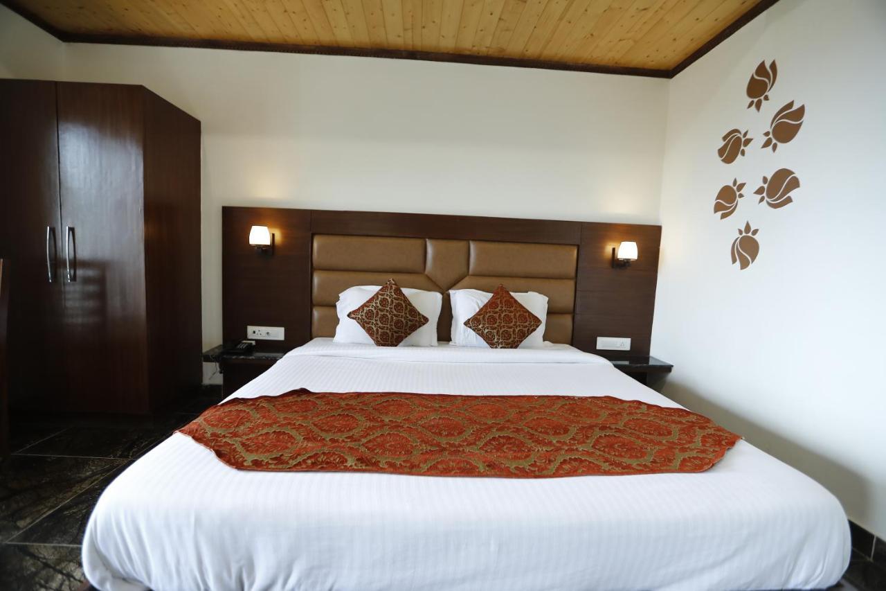 Kings Hotel 4*