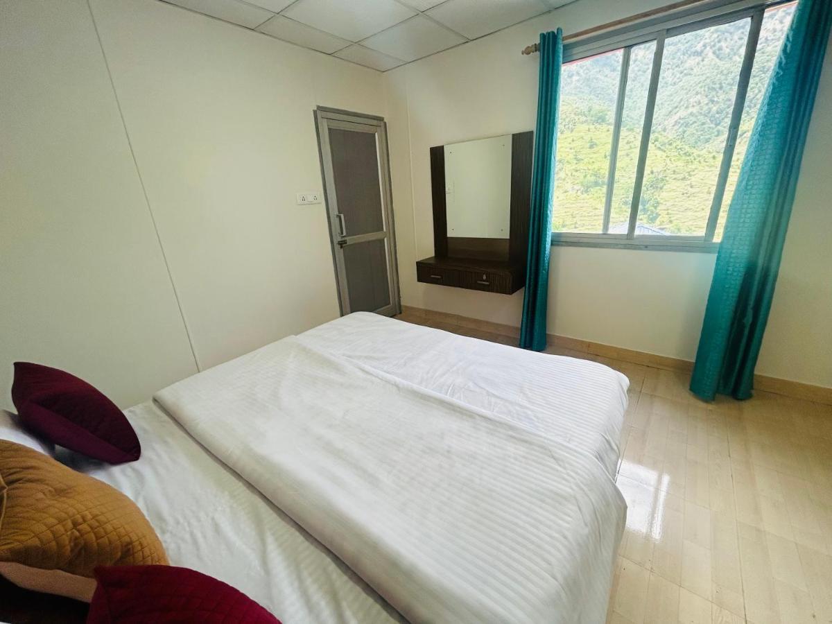 Hotel Ever Radiant 3*