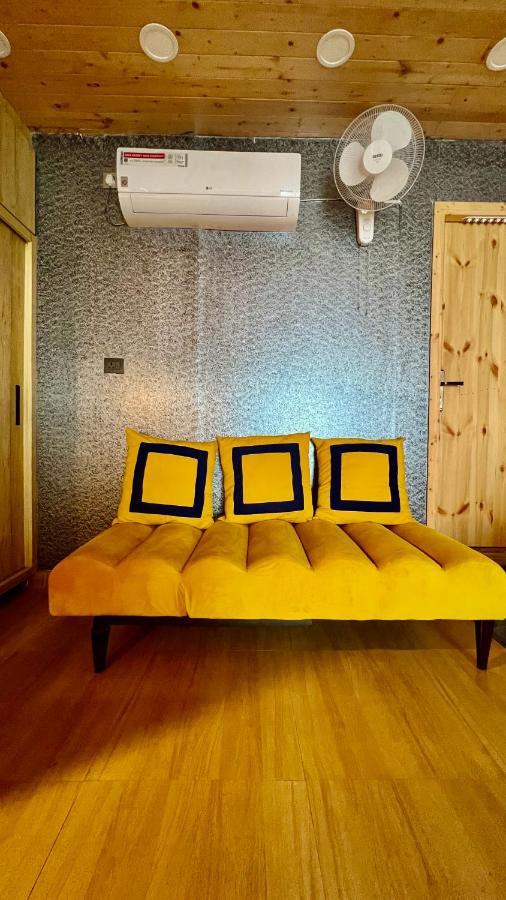 Clarence Homestay *
