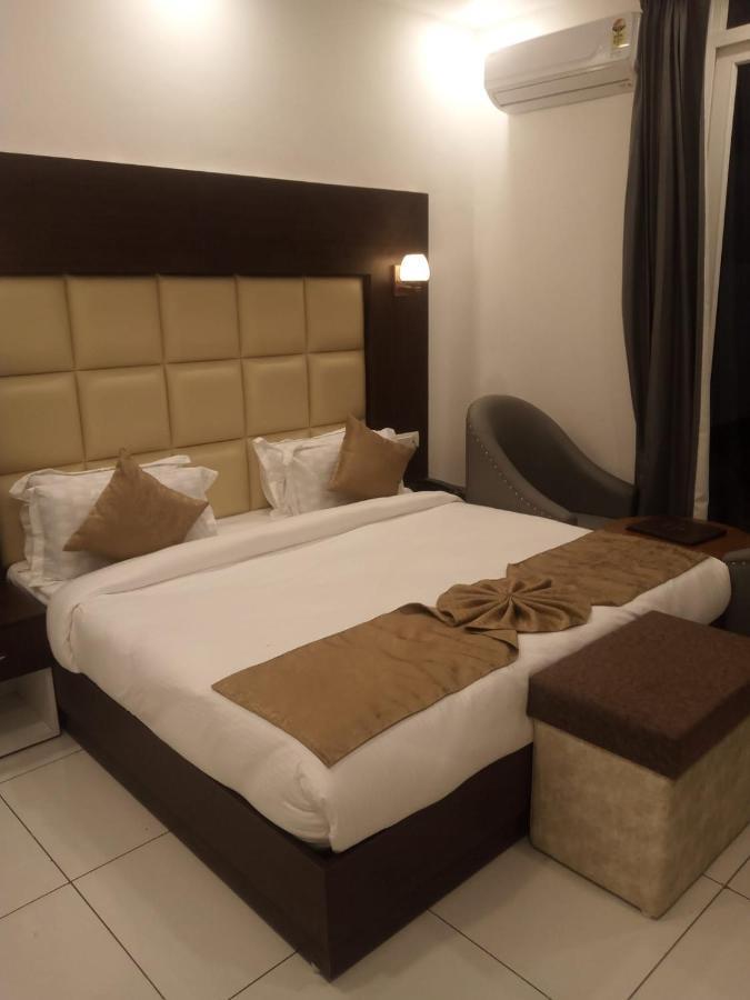 Mountain Midst Hotel 3*