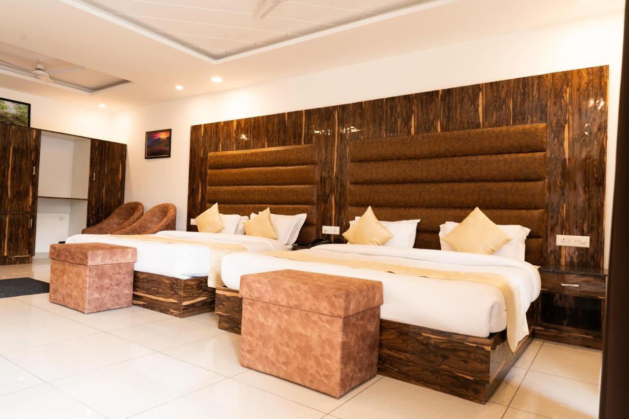 Hotel Mountain Midst Mussoorie