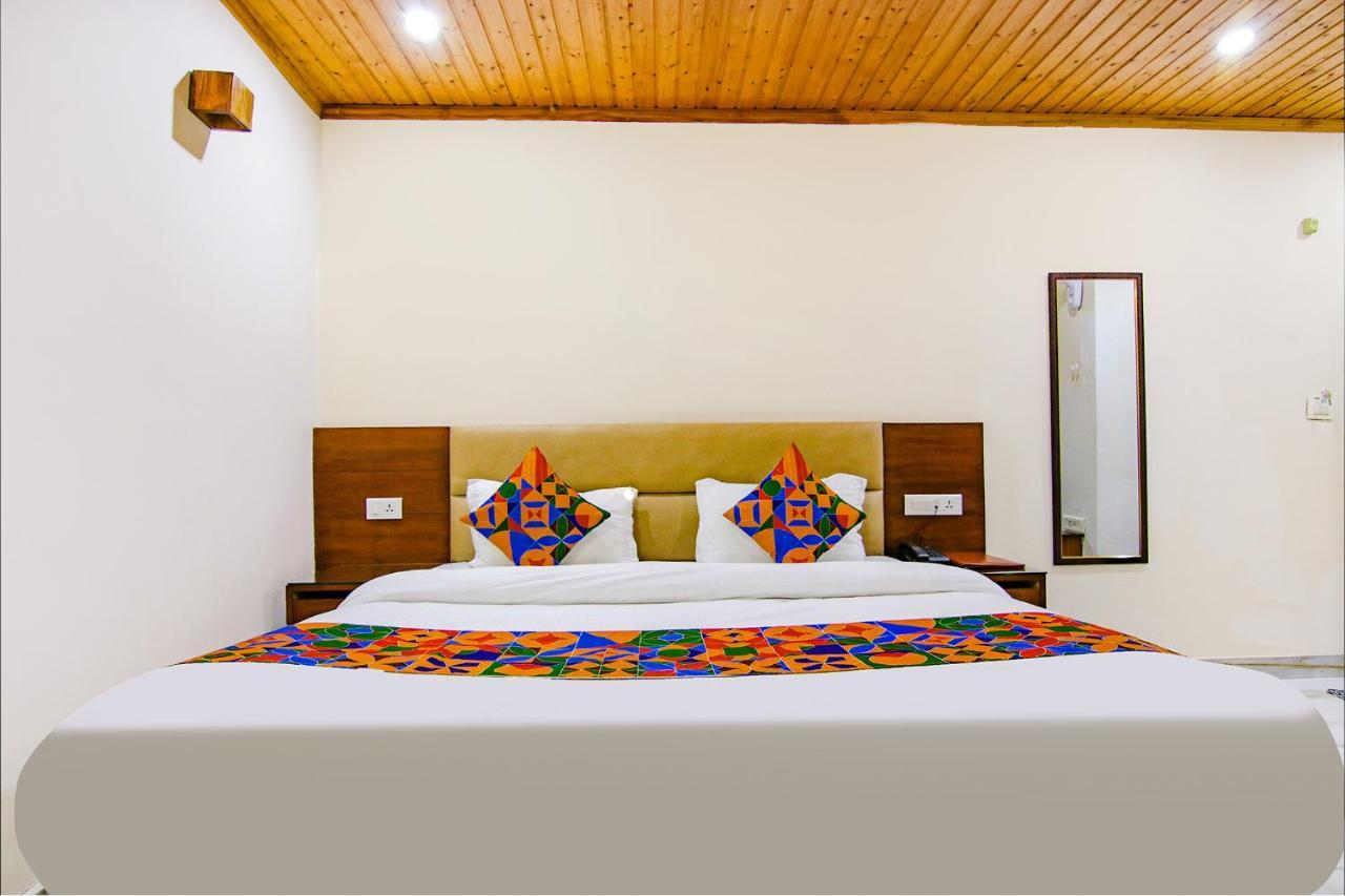 Fabhotel Kanari Hotel