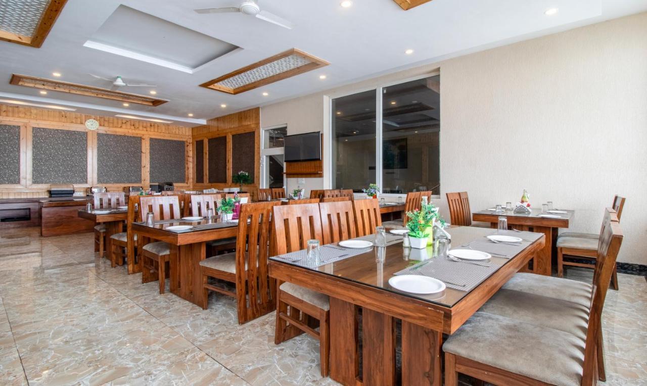 Hotel Treebo Premium Queen Of Hills Near Mall Road 4*