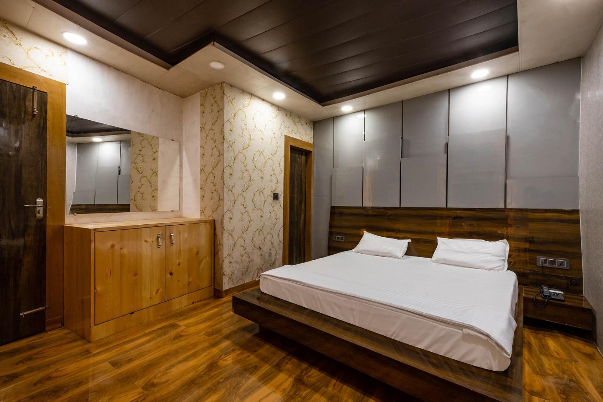 Hotel Fabhotel Le Masrana Mussoorie