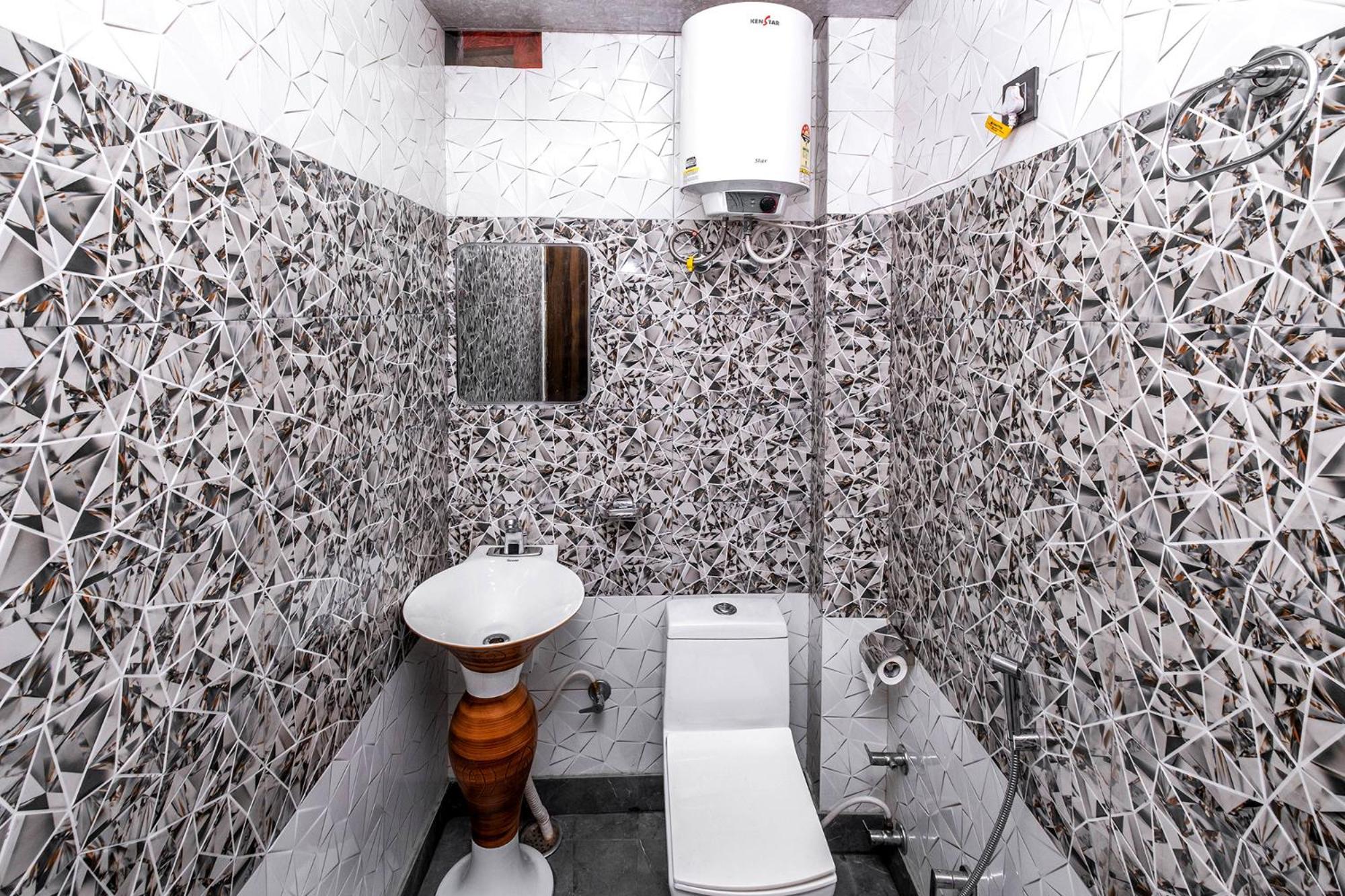 Fabhotel Le Masrana
