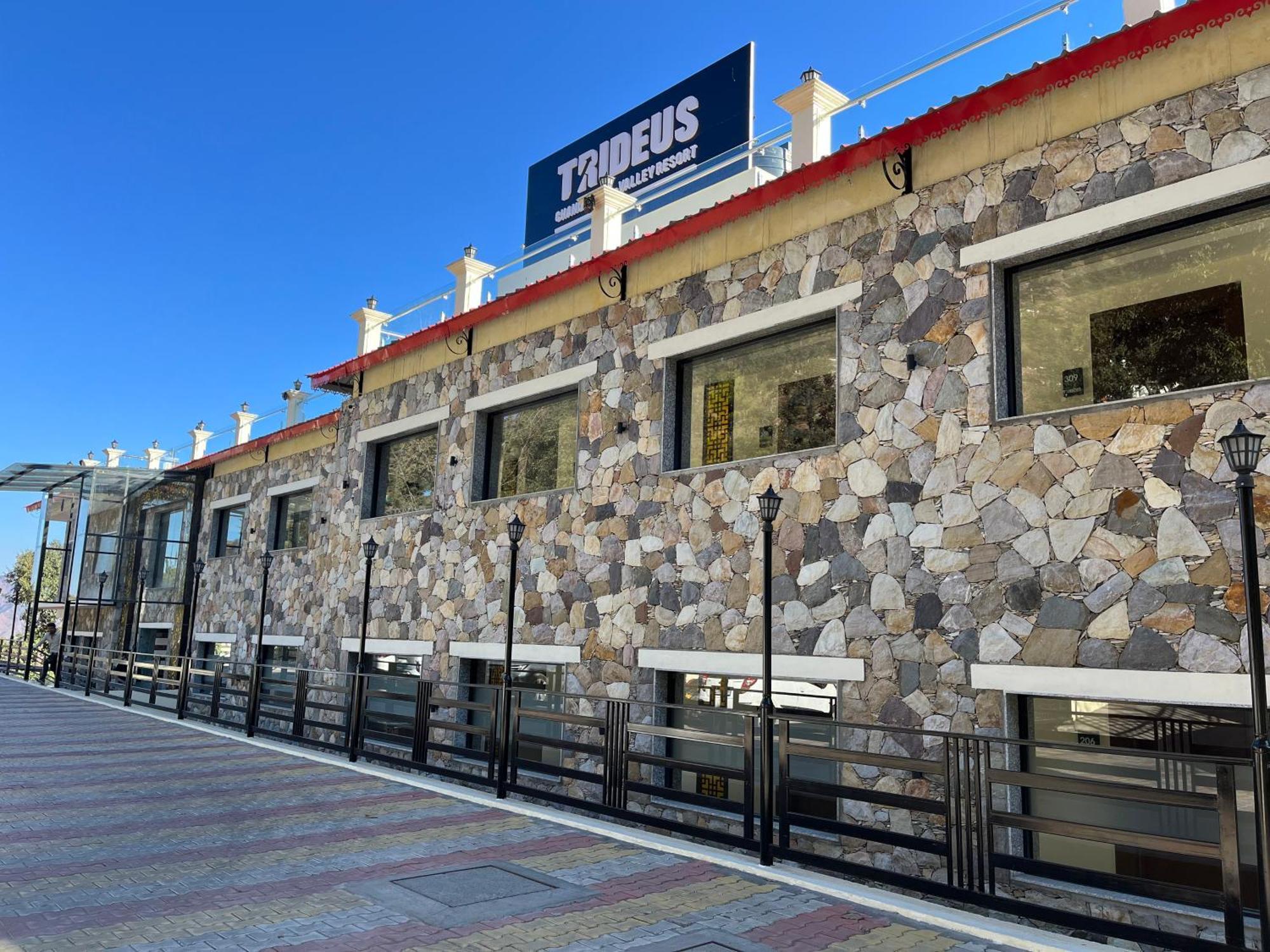 Hotel Trideus Mountain Club & Resort,