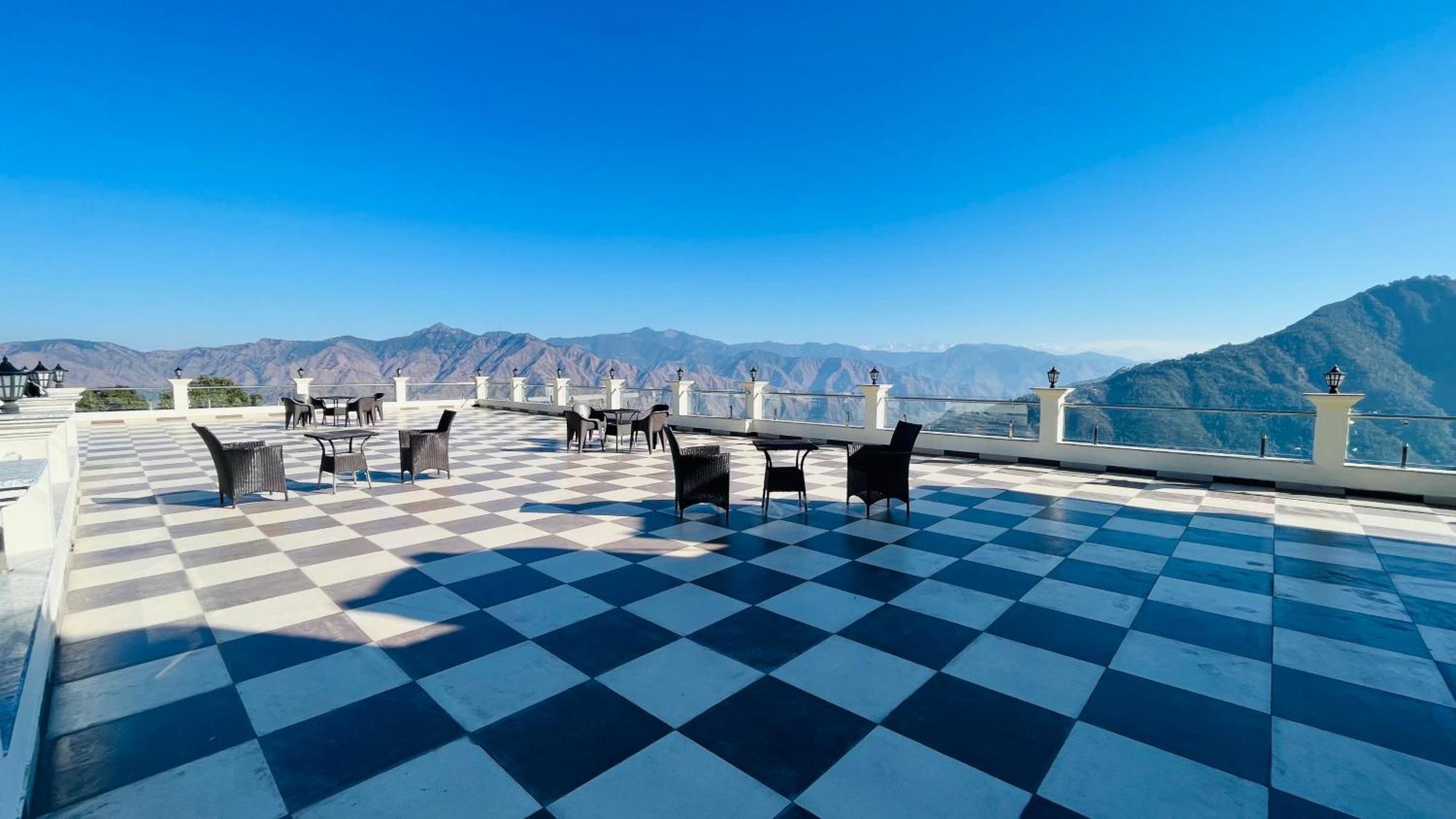 Trideus Mountain Club & Resort, Hotel