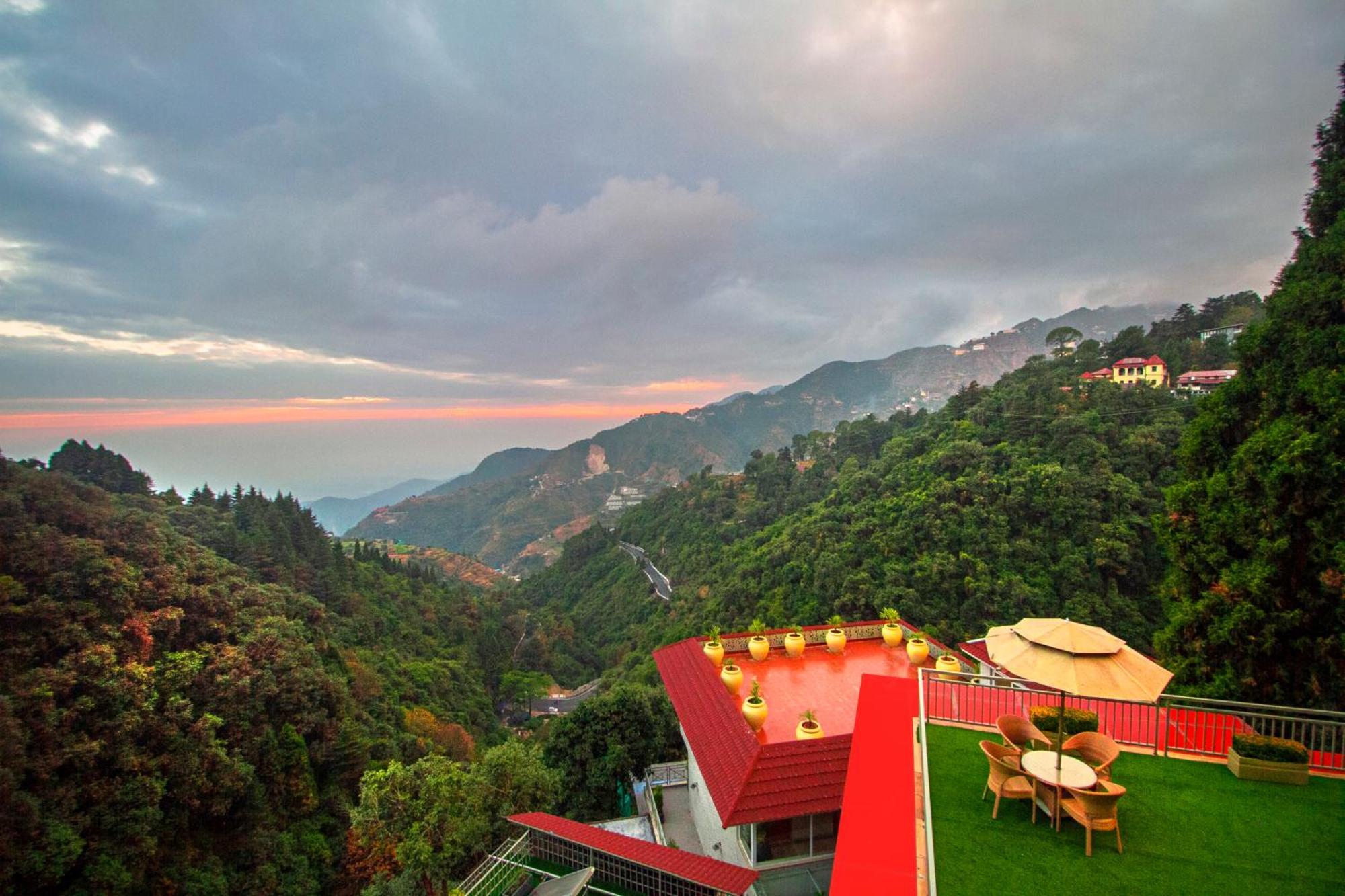 Resort Yog Wellness & By Amritara