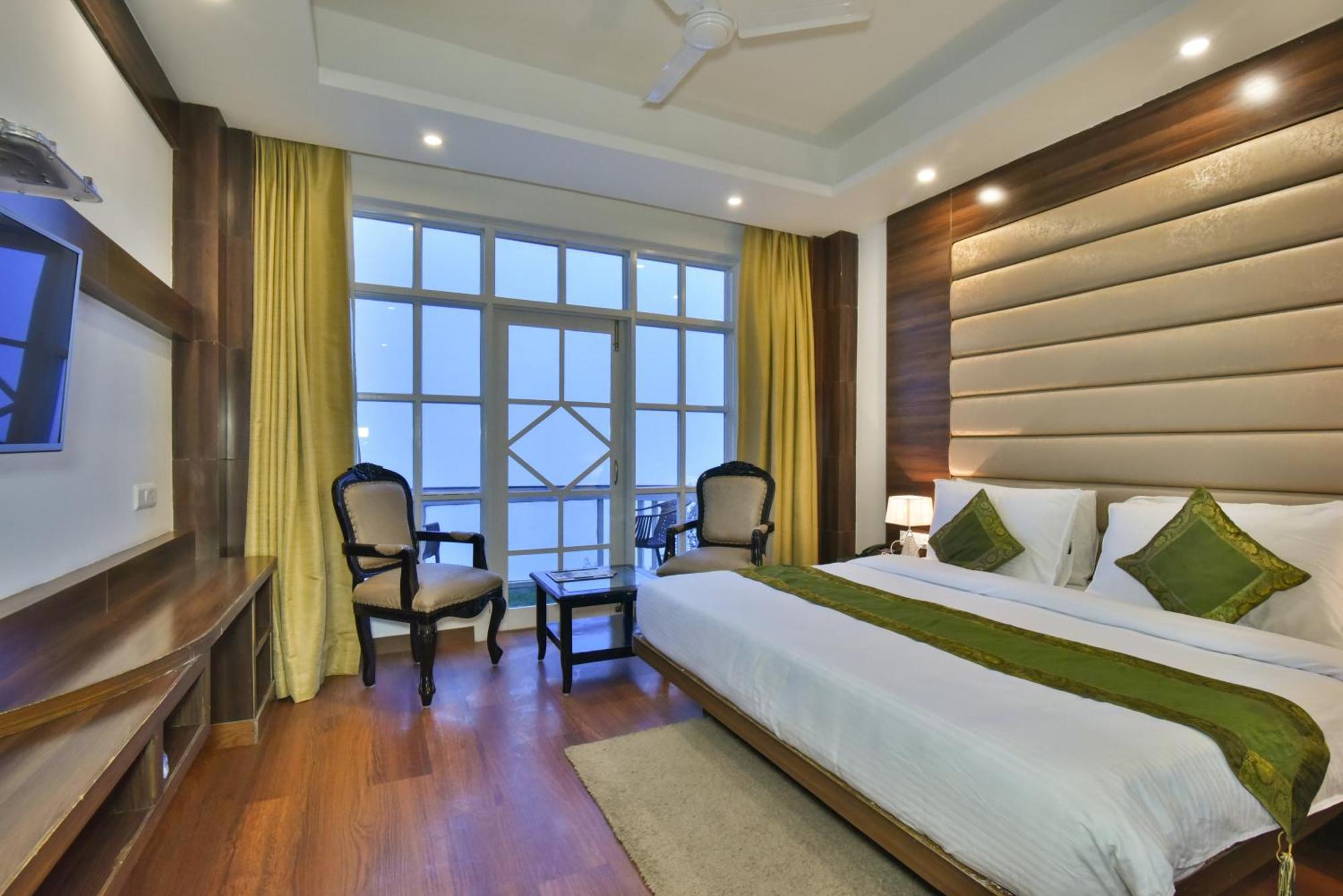 Hotel Highland By Dls Mussoorie