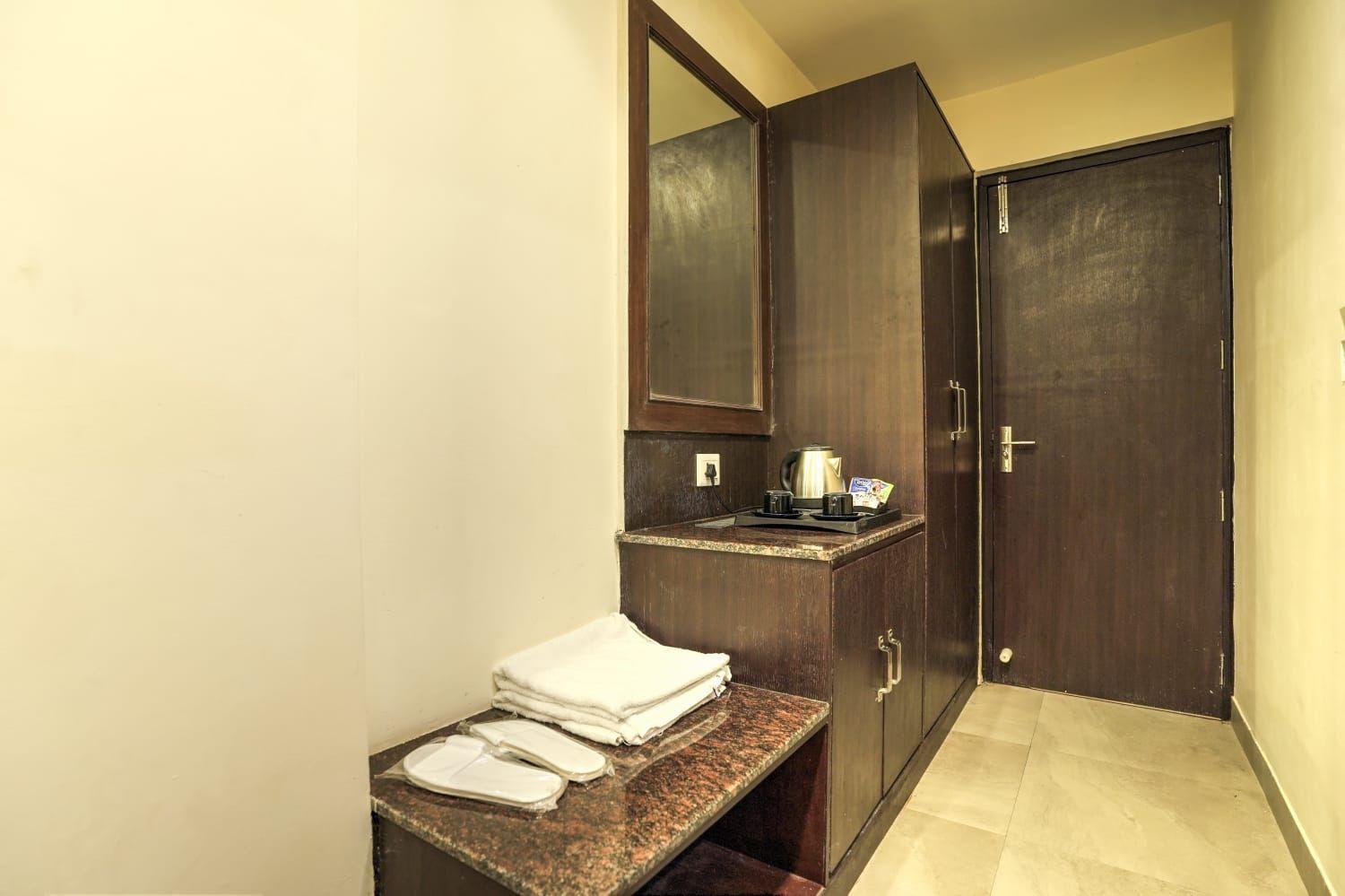 Hotel Lodge Hill Near Mall Road, Mussoorie