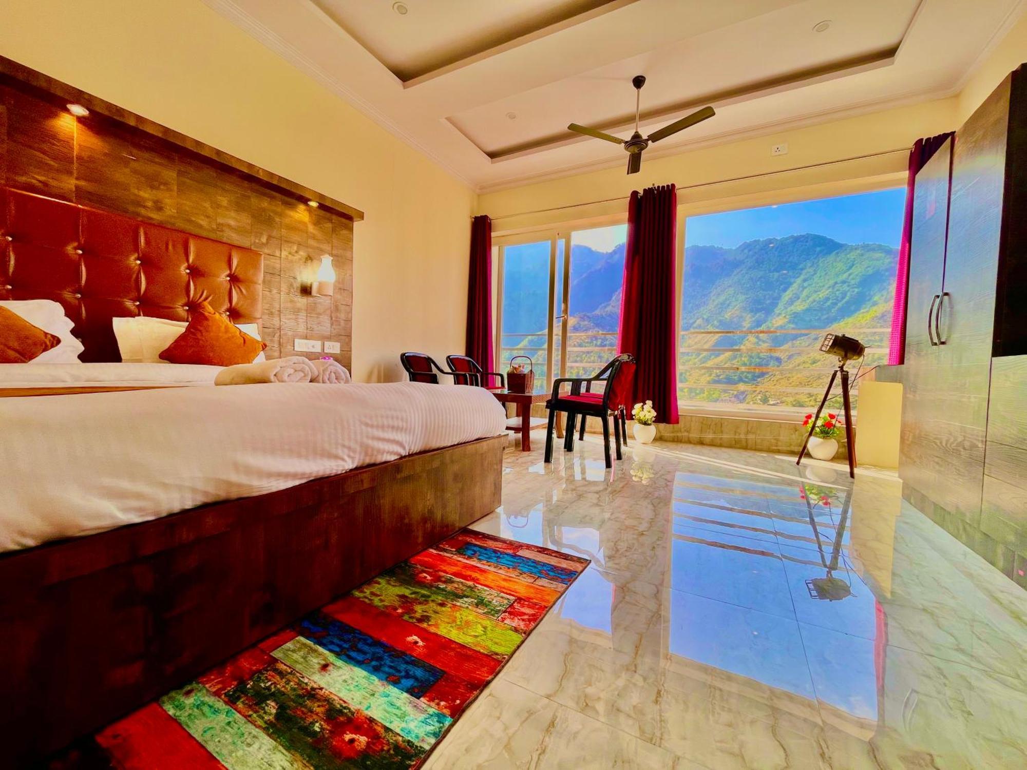 Hotel Sitara & Resort, ! Most Awarded Property In
