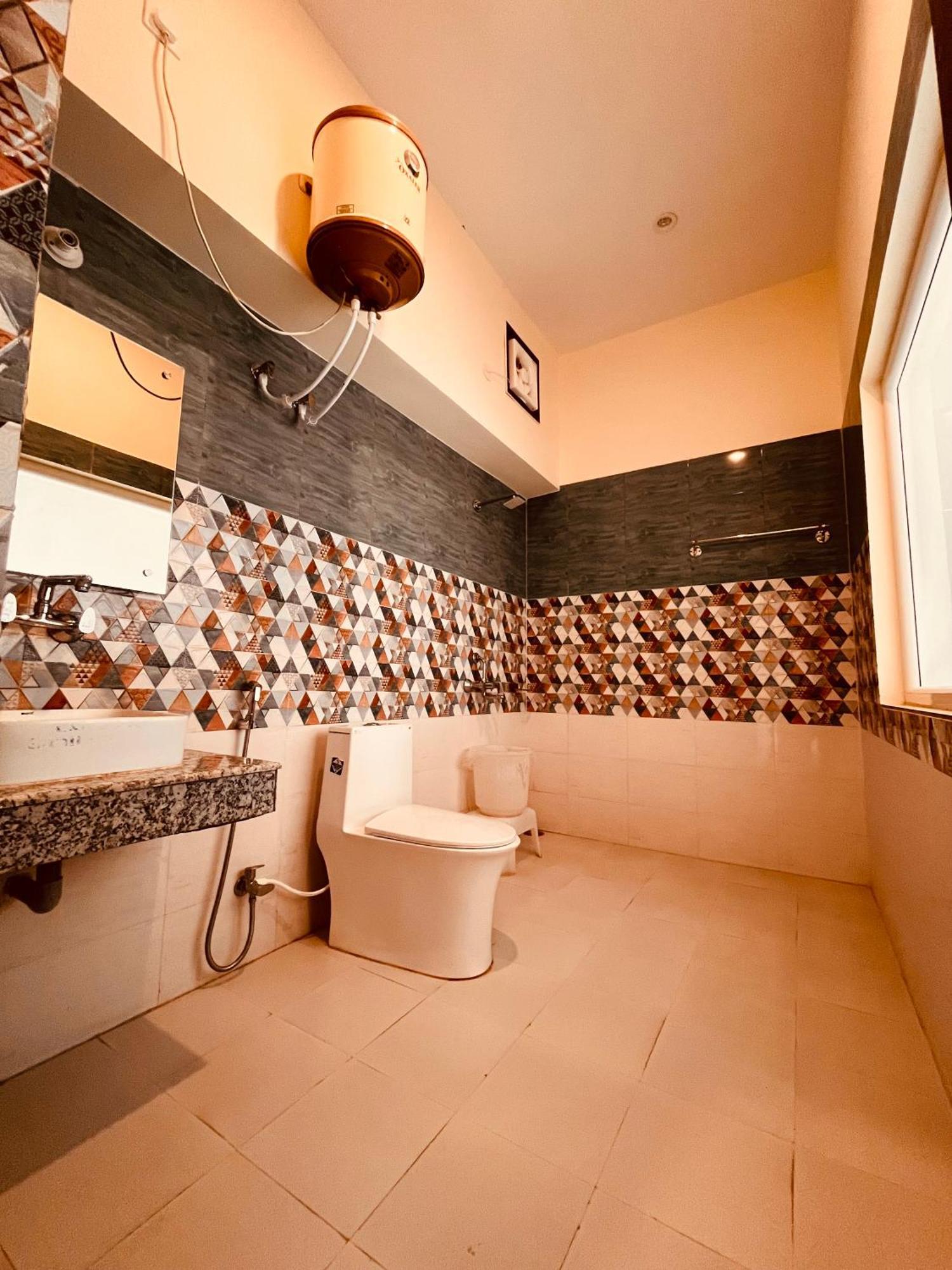 Hotel Sitara & Resort, ! Most Awarded Property In Mussoorie