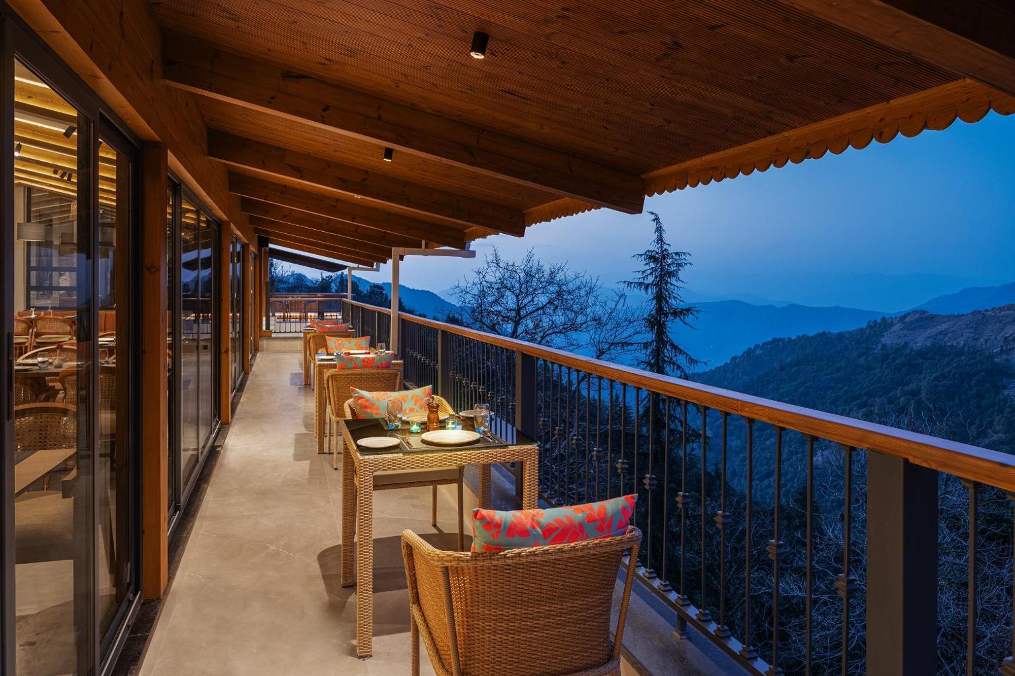 Justa Hollow Oak, Mussoorie