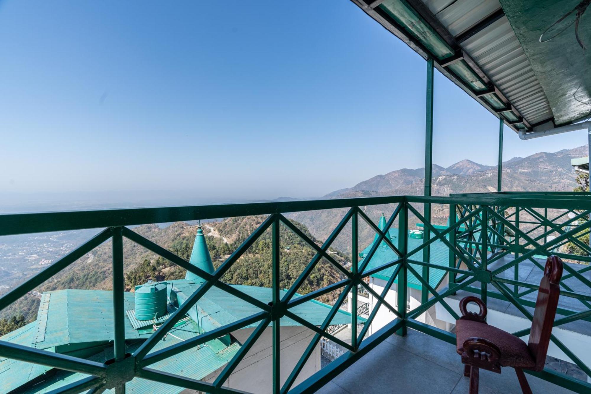 Saffronstays Wilbury Homes - The Cheese * Mussoorie