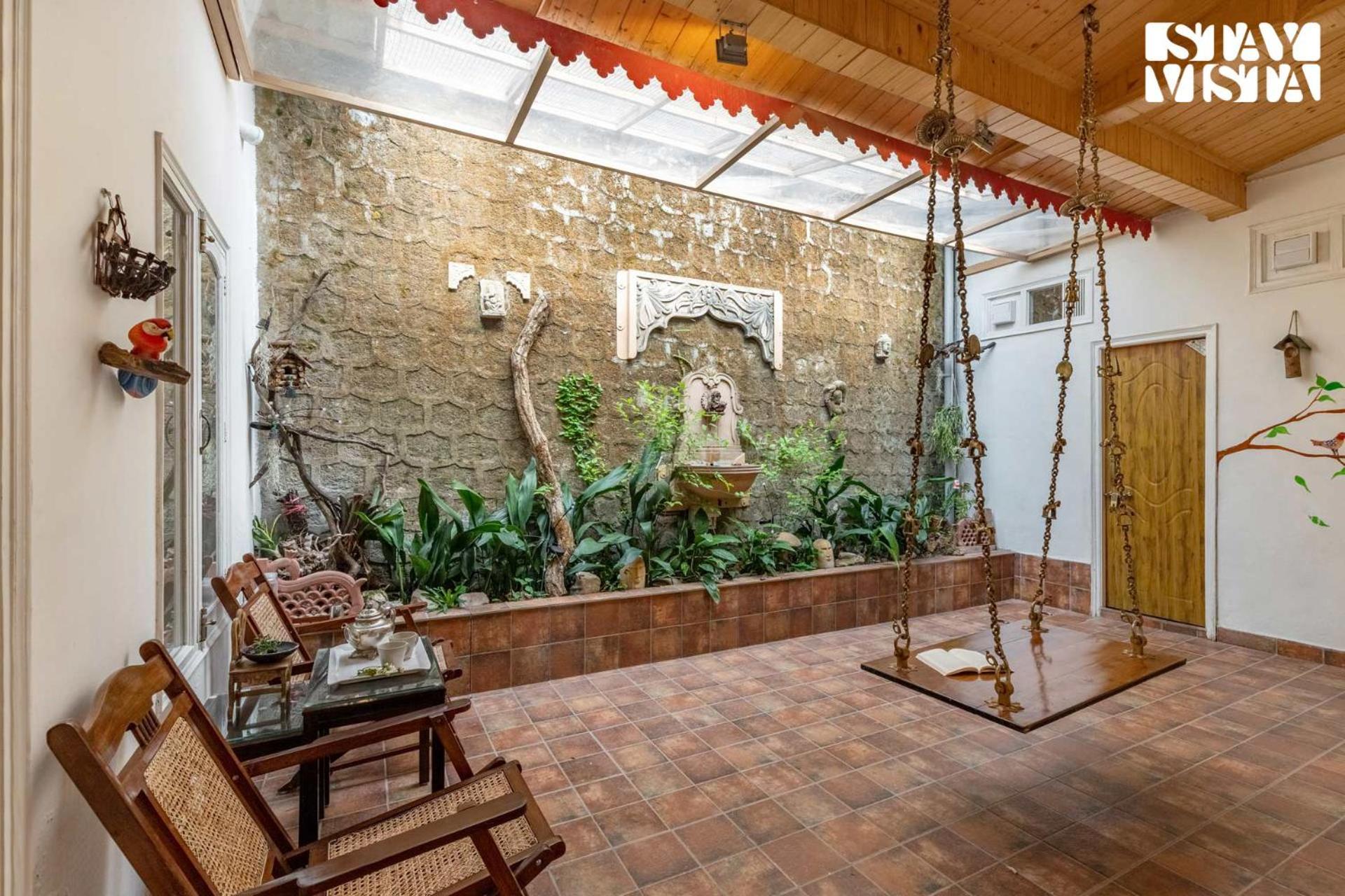 Villa Lawrence Terrace With Free Breakfast At Mall Road By Stayvista Mussoorie