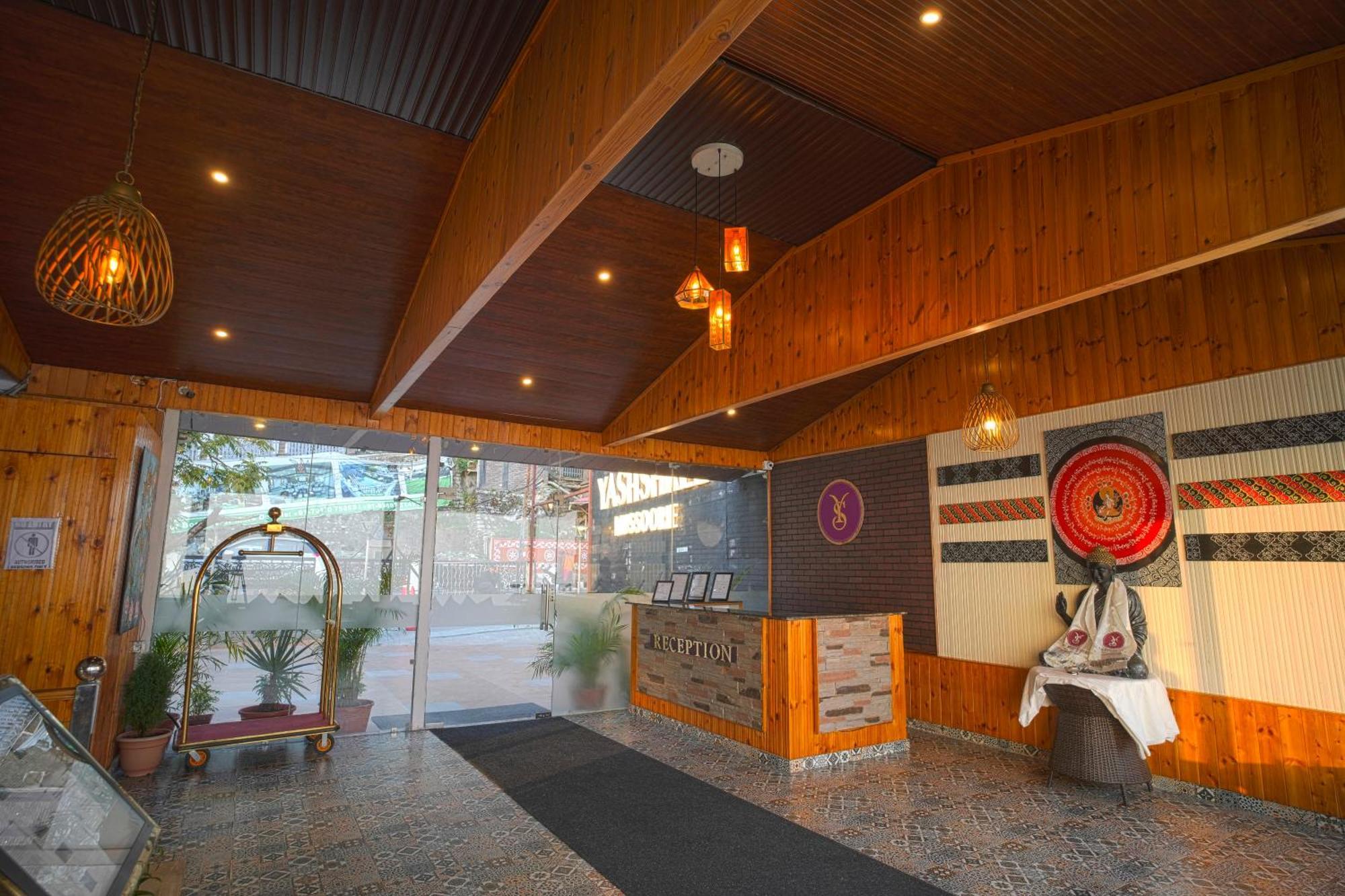 Yashshree Mall Road Hotel 4*