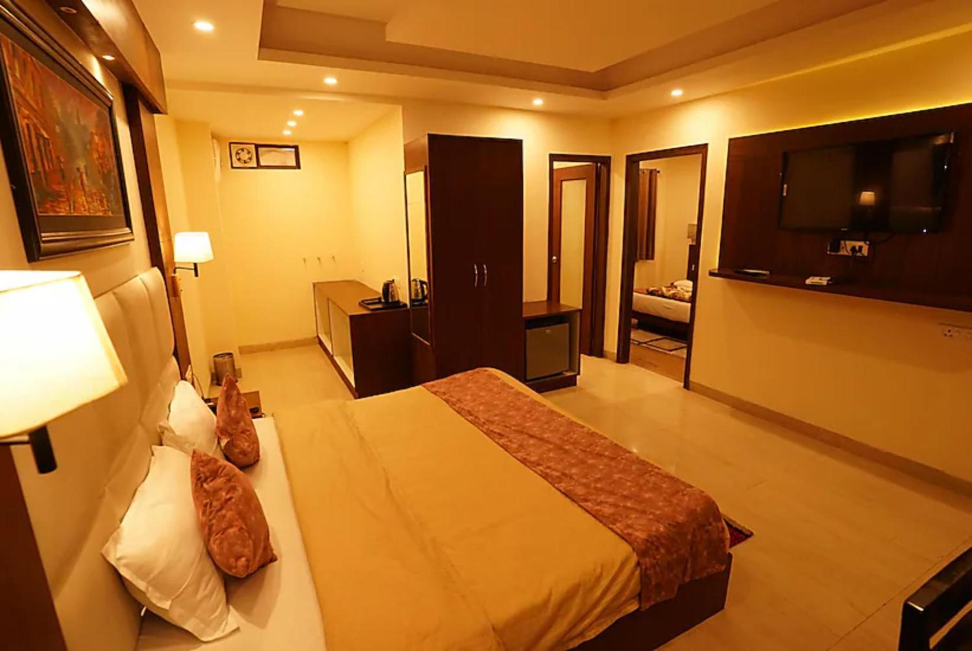 Hotel Goroomgo La Hilla Vista - A Luxury Collection Mussoorie