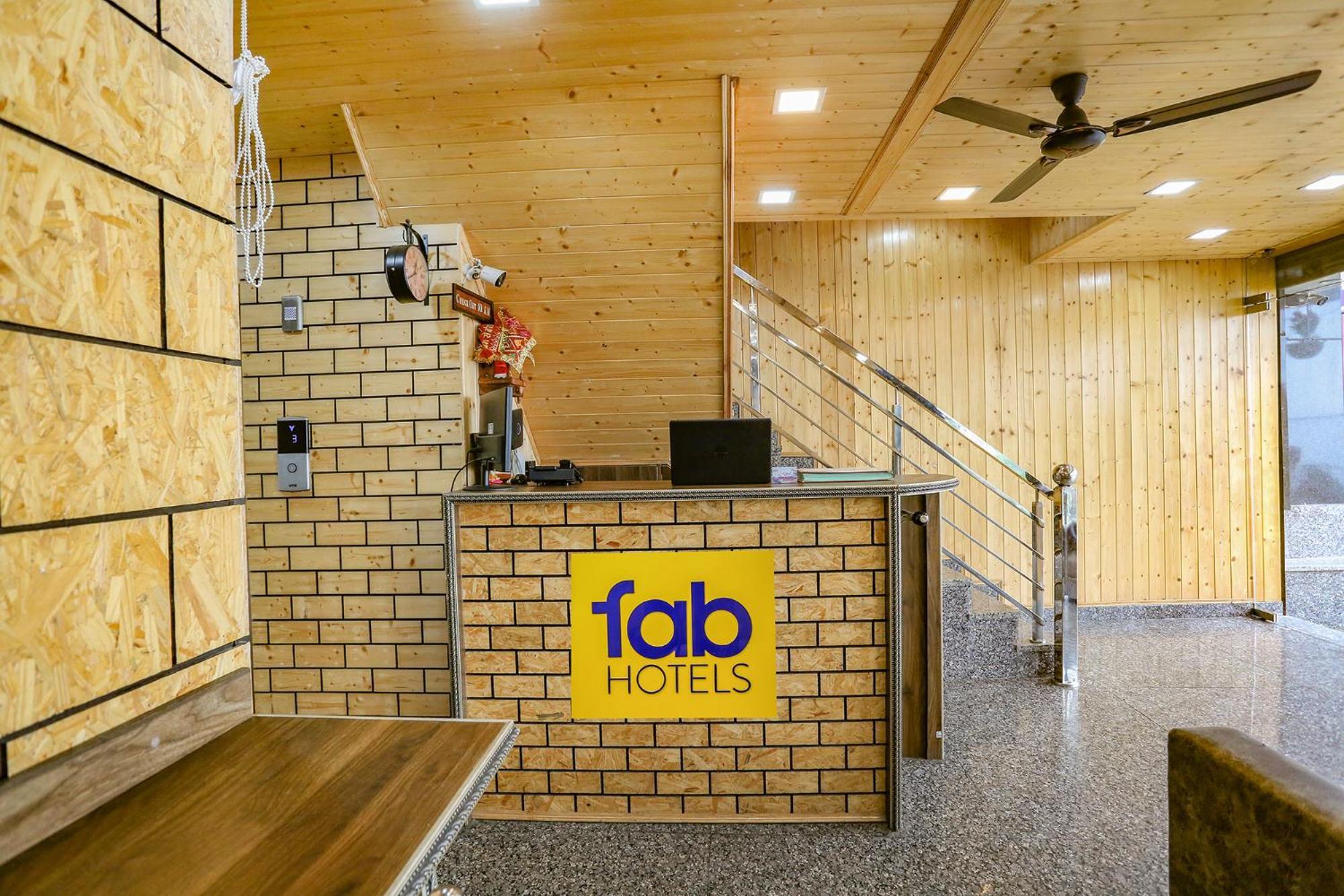 Fabhotel Maya Hotel 3*