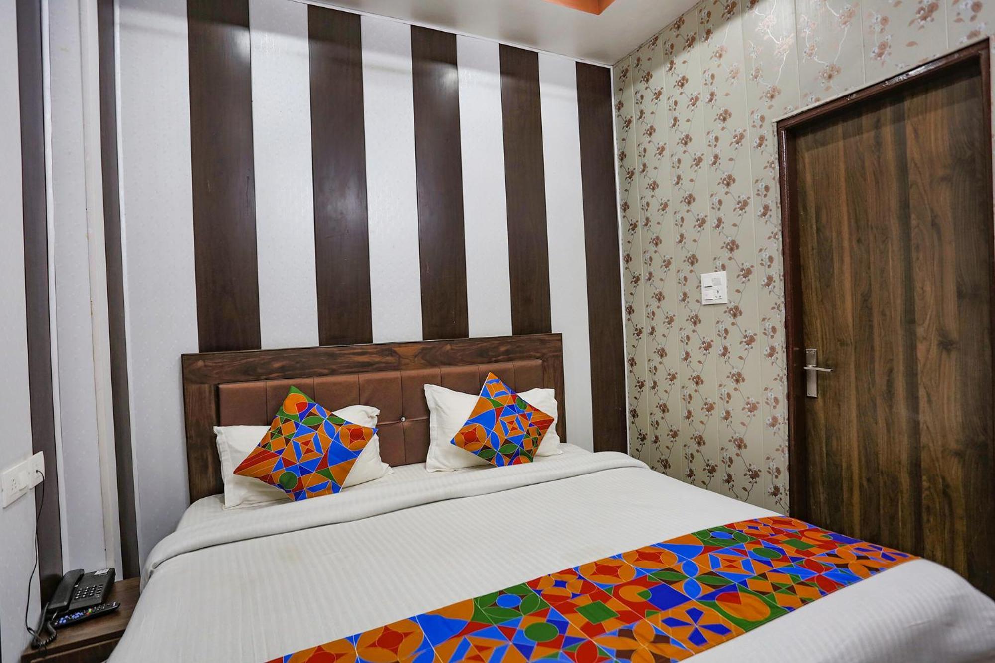 Fabhotel Maya 3*
