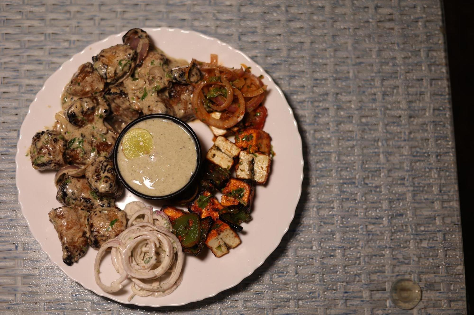 Studioz Paradise Hills Bed & Breakfast Mussoorie