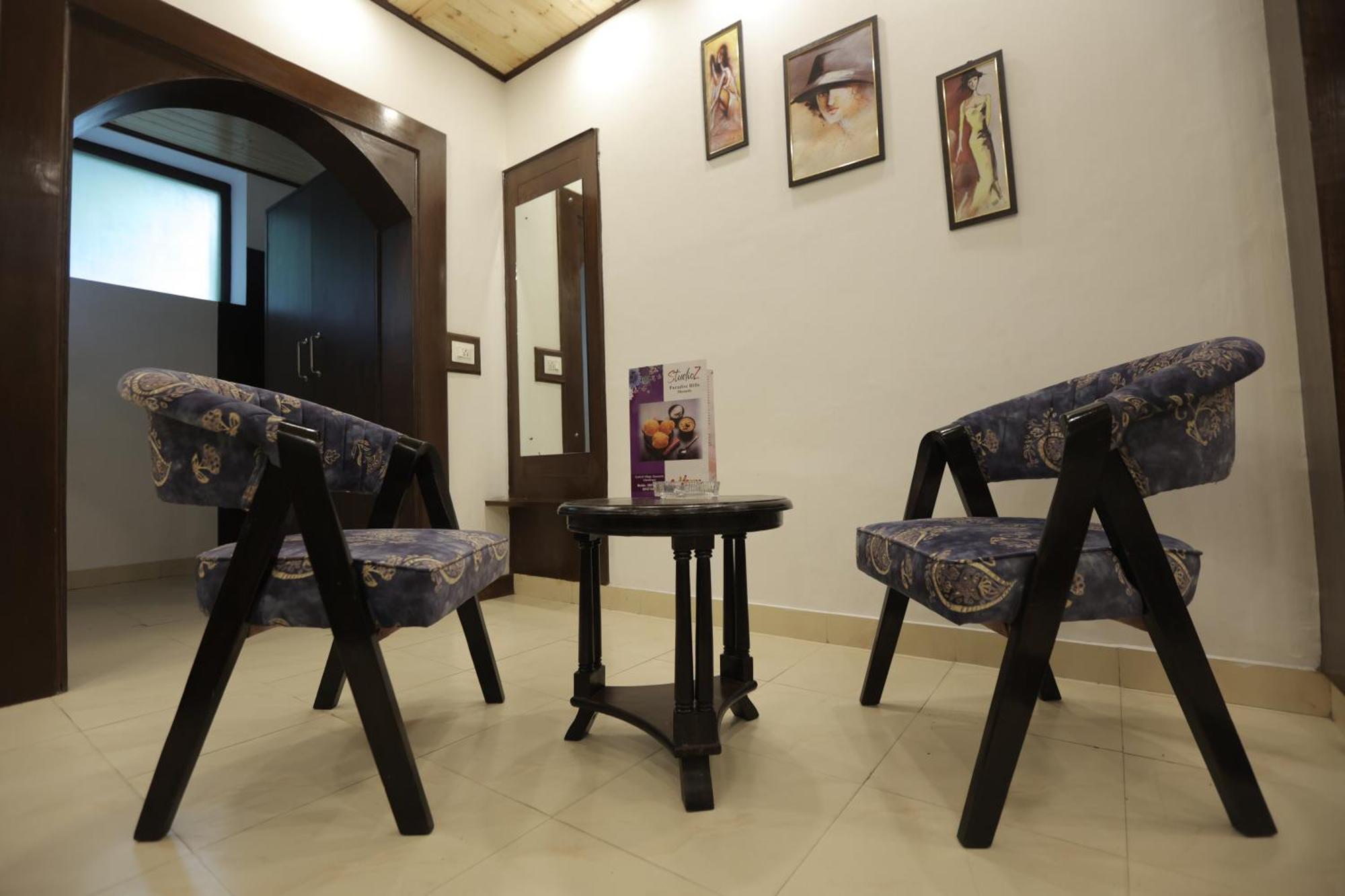 Studioz Paradise Hills Bed & Breakfast *