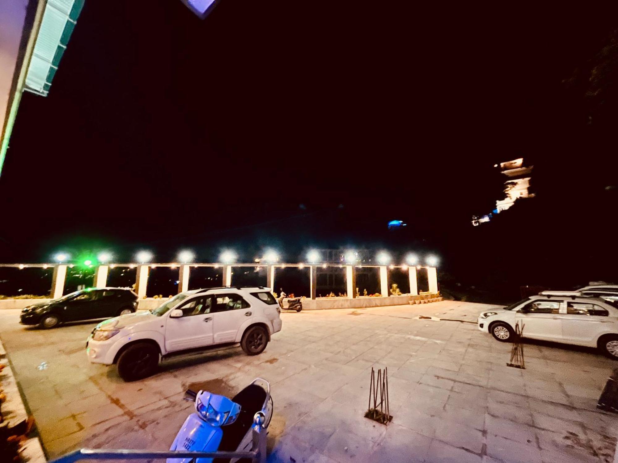 The Kempty Fall Resort, - Lavish & Luxury Mussoorie