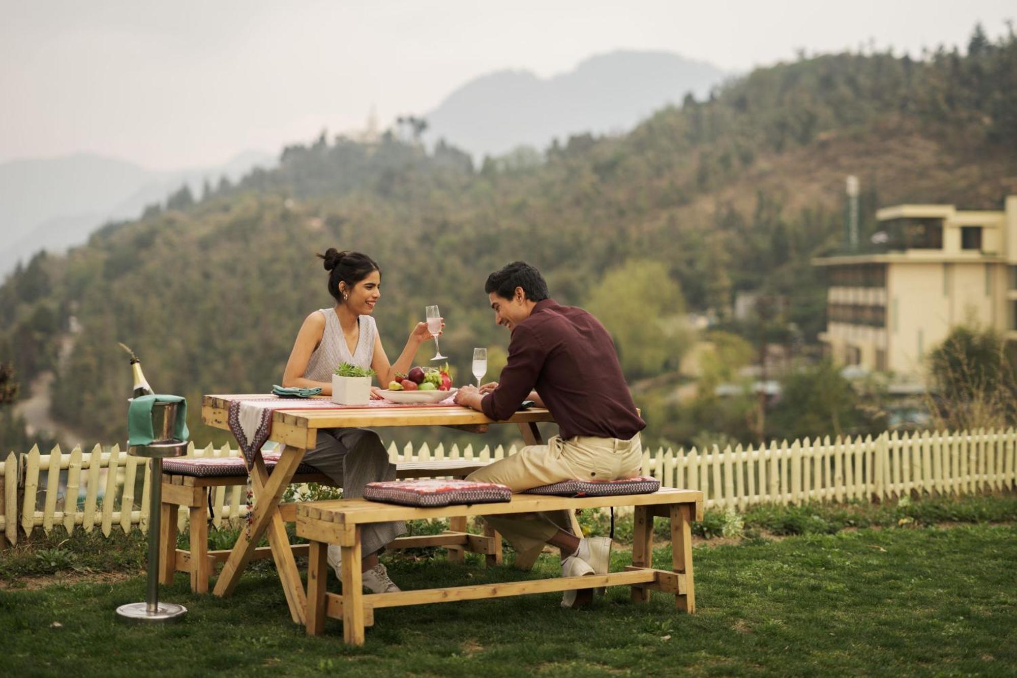 Jw Marriott Walnut Grove & 5* Mussoorie