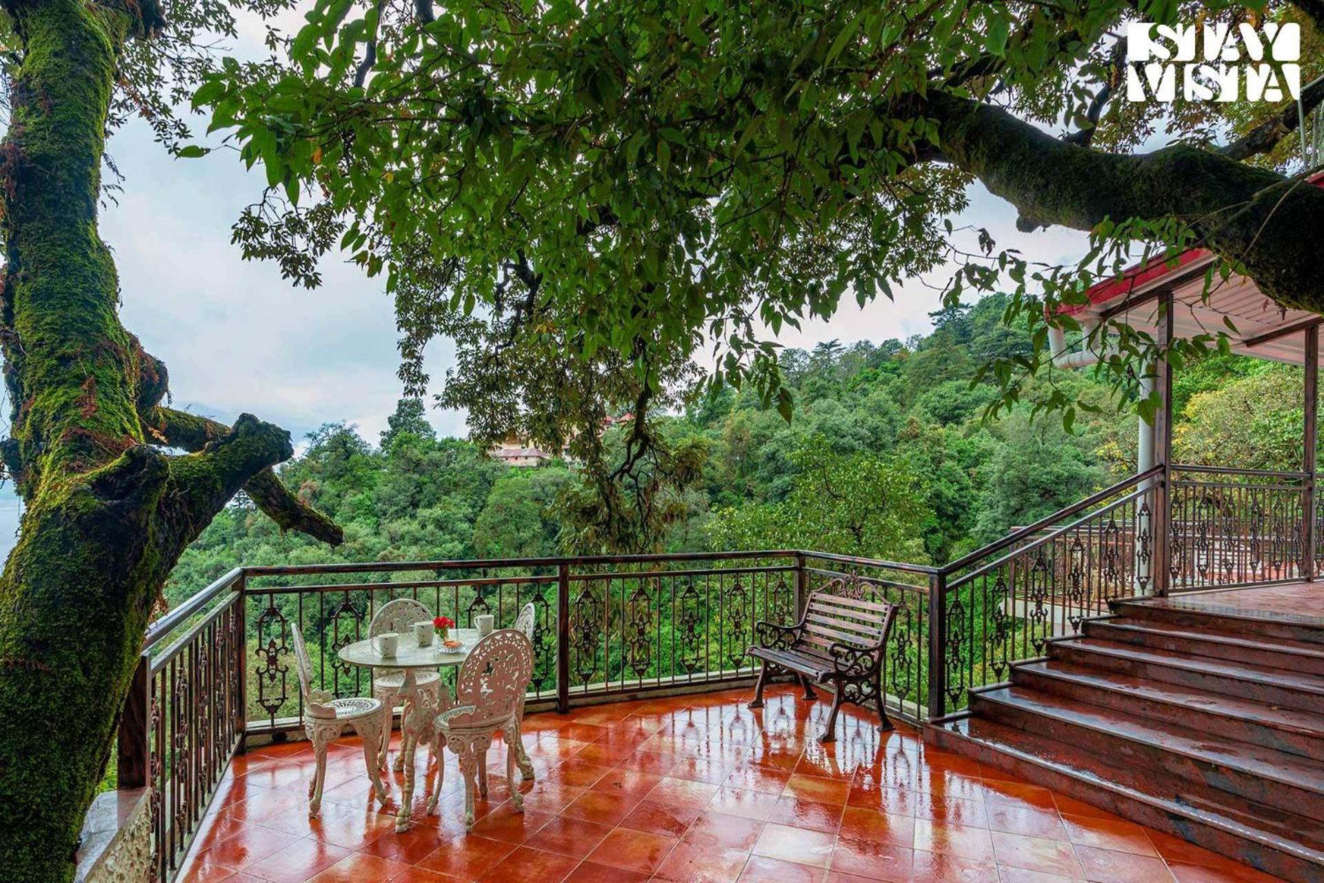 Stayvista At Aspen Heights Hidden In Clouds Mussoorie