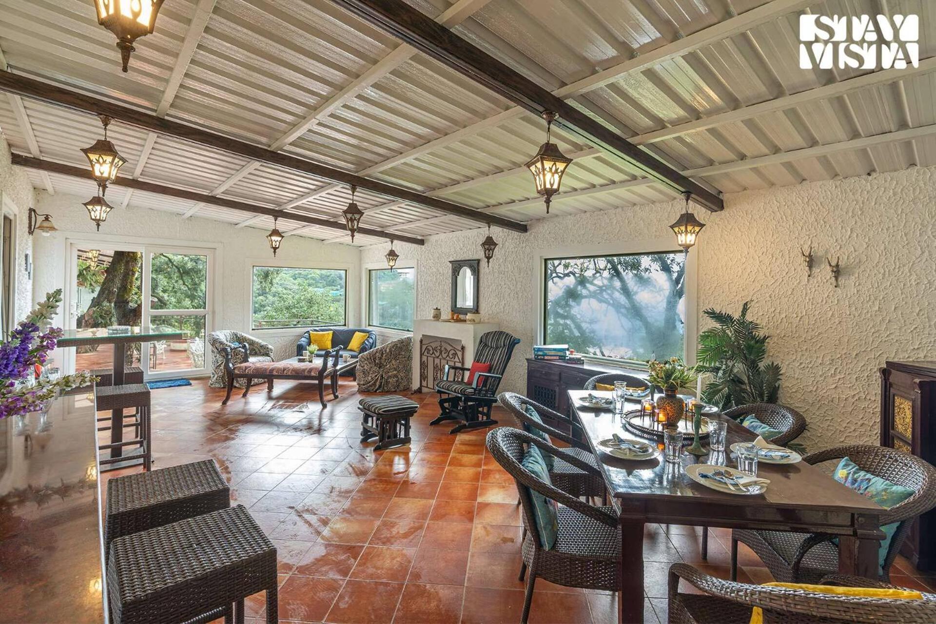 Stayvista At Aspen Heights Hidden In Clouds Villa Mussoorie