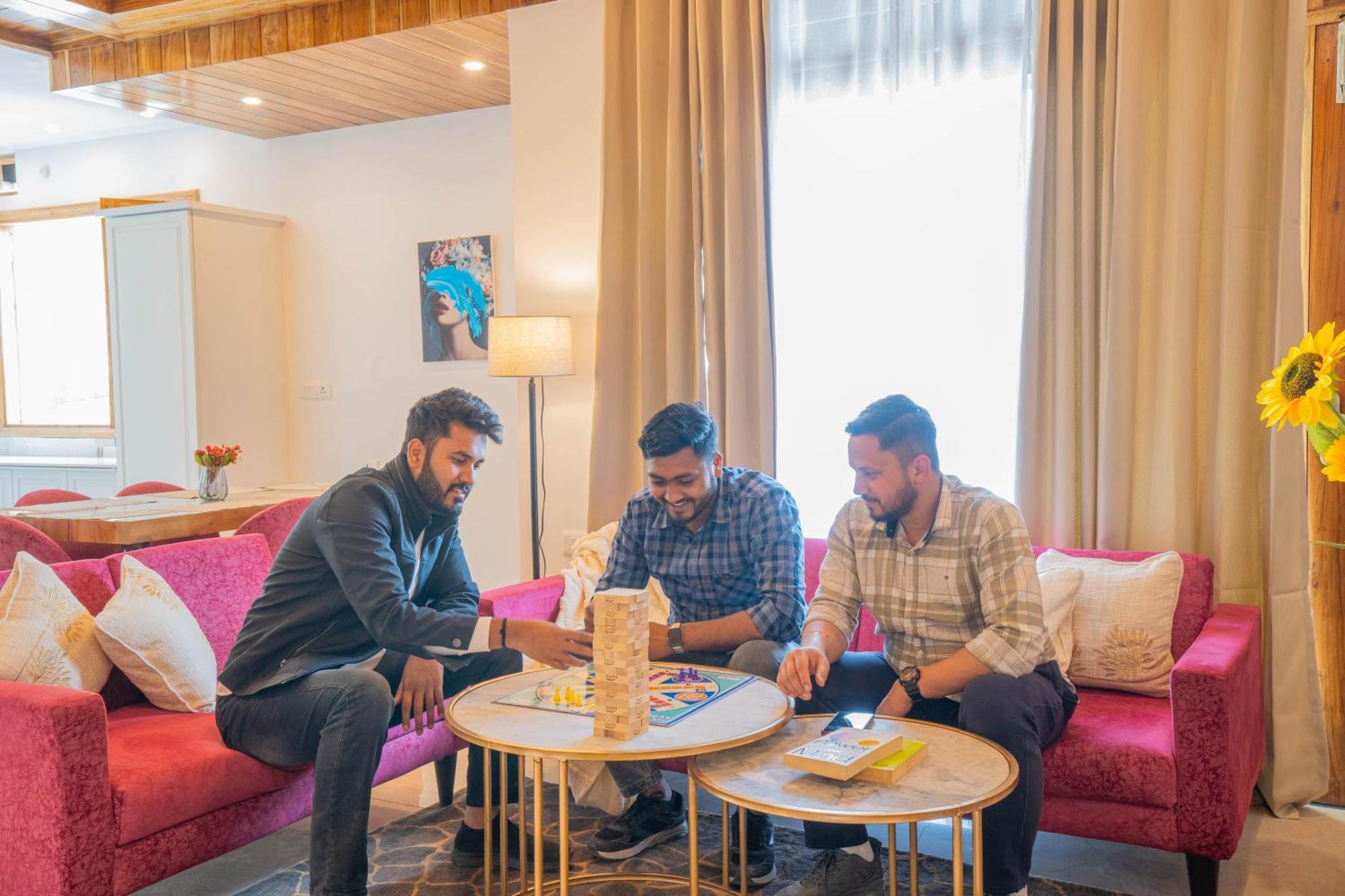 Perfectstayz Paradise Near Bhatta Falls Hotel