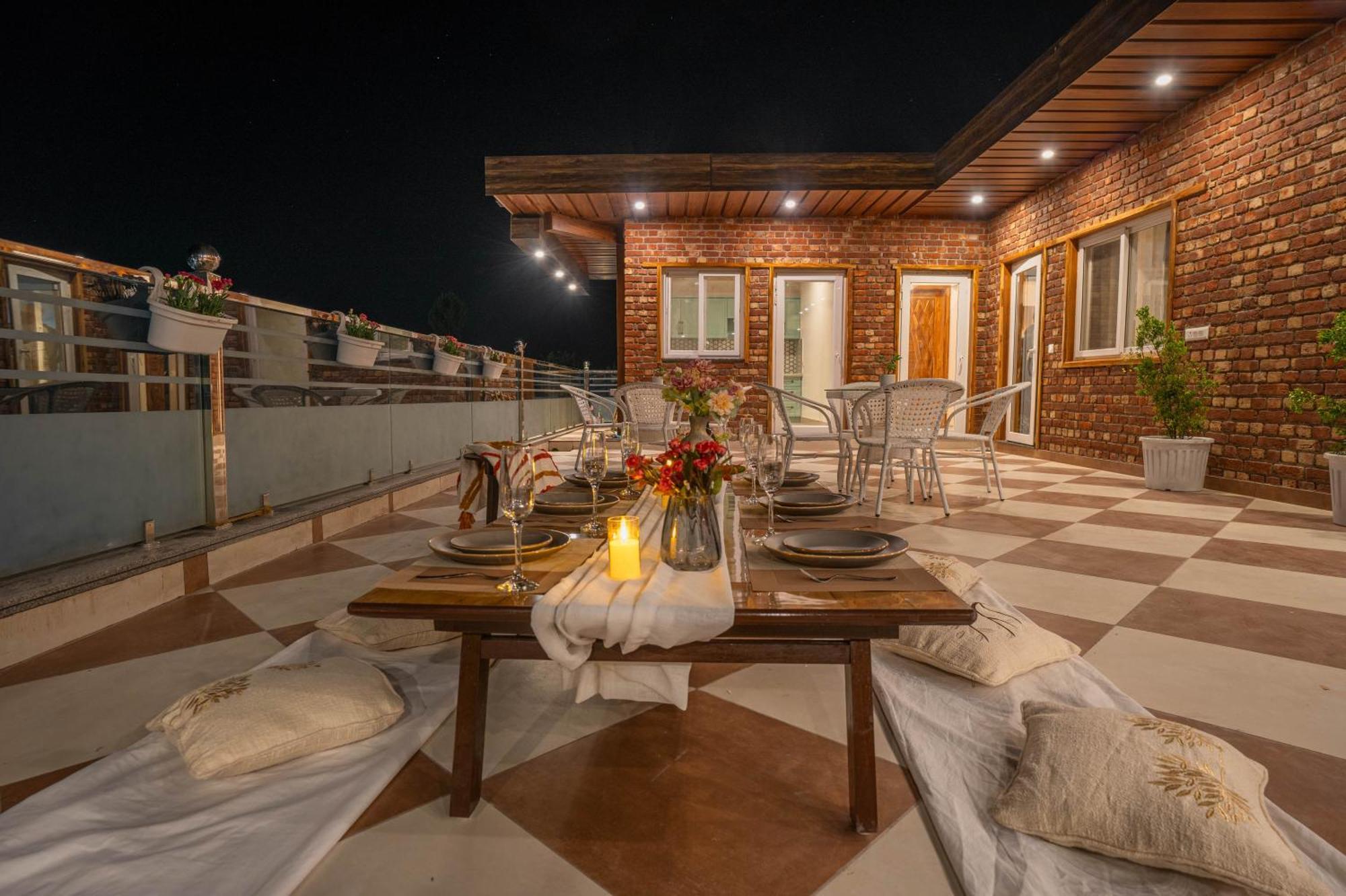 Perfectstayz Paradise Near Bhatta Falls 5*