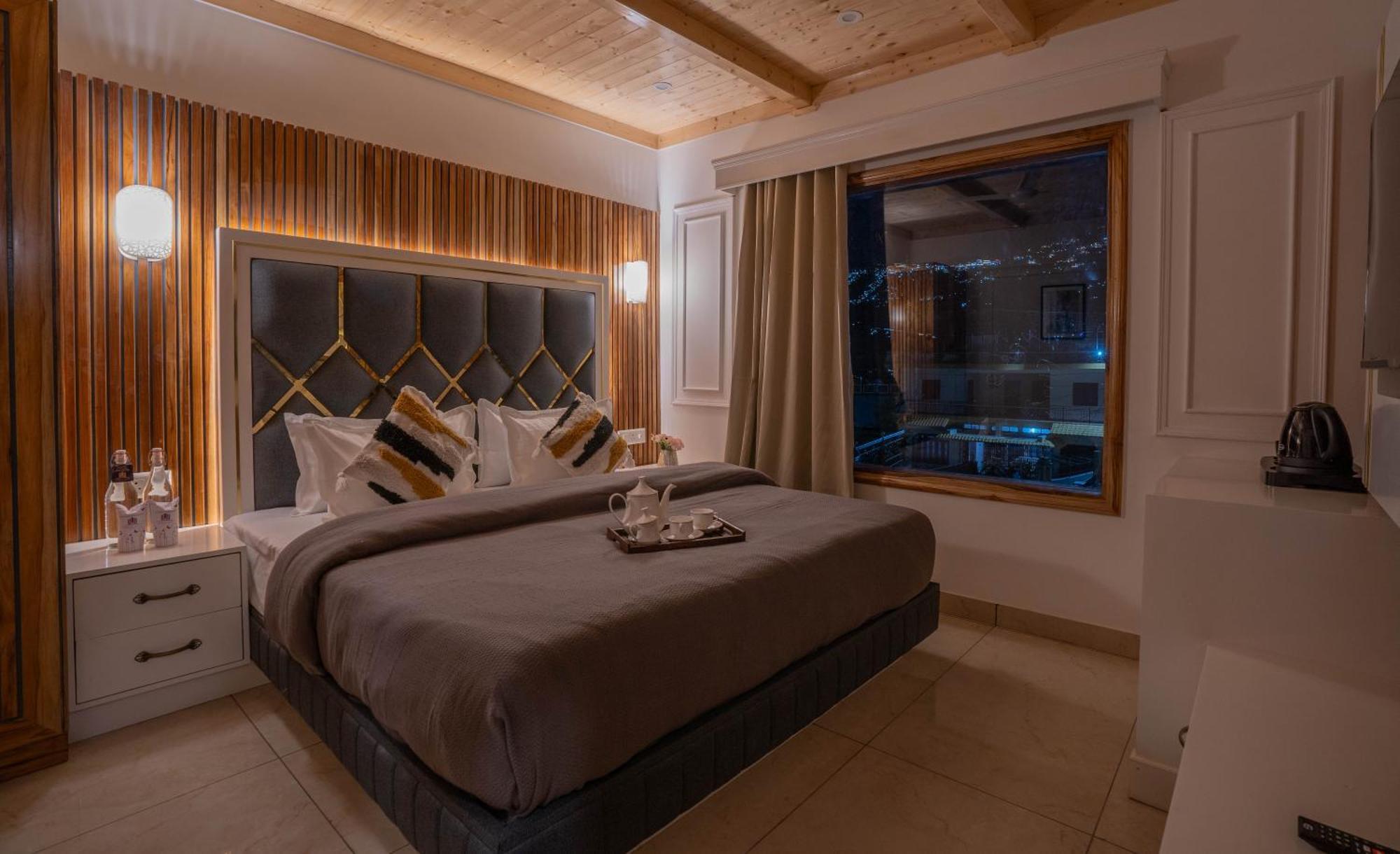 Perfectstayz Paradise Near Bhatta Falls 5* Mussoorie
