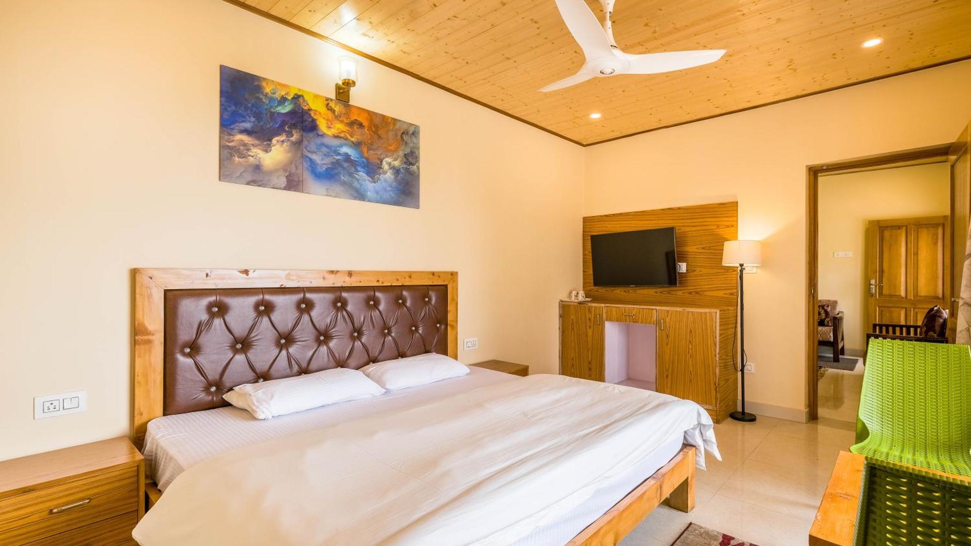 The Fawn Hotel