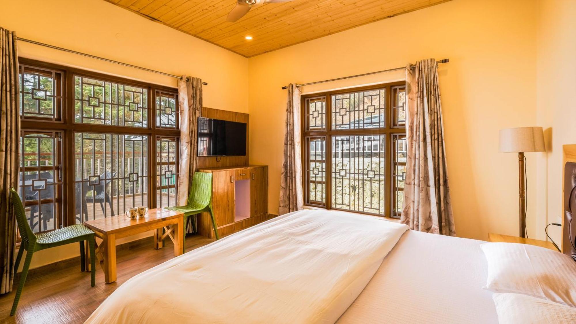 The Fawn Hotel 5*