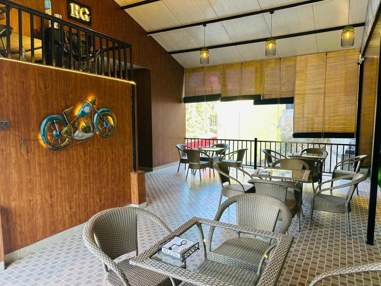 Rg Castle Hotel Mussoorie